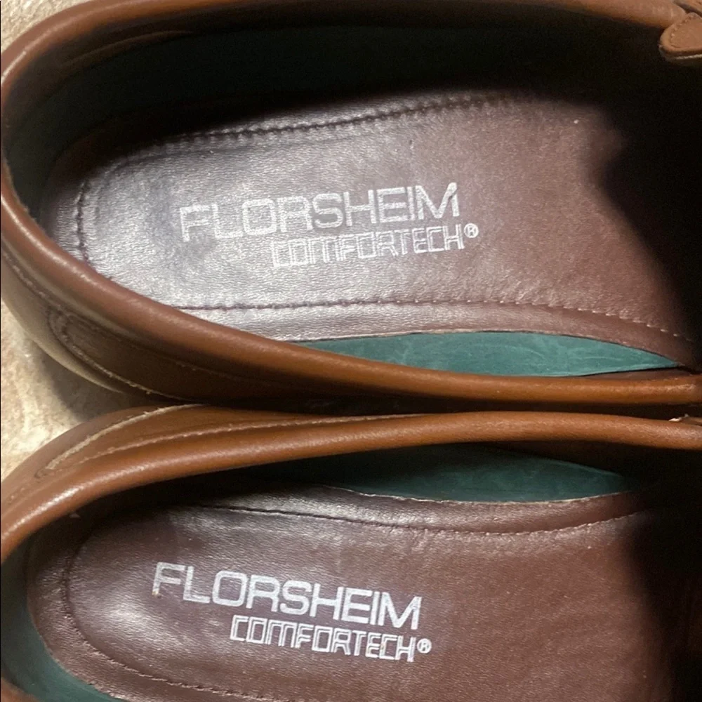 Florsheim Men's 8 1/2 Brown Loafers Business Professional Office Comfortable